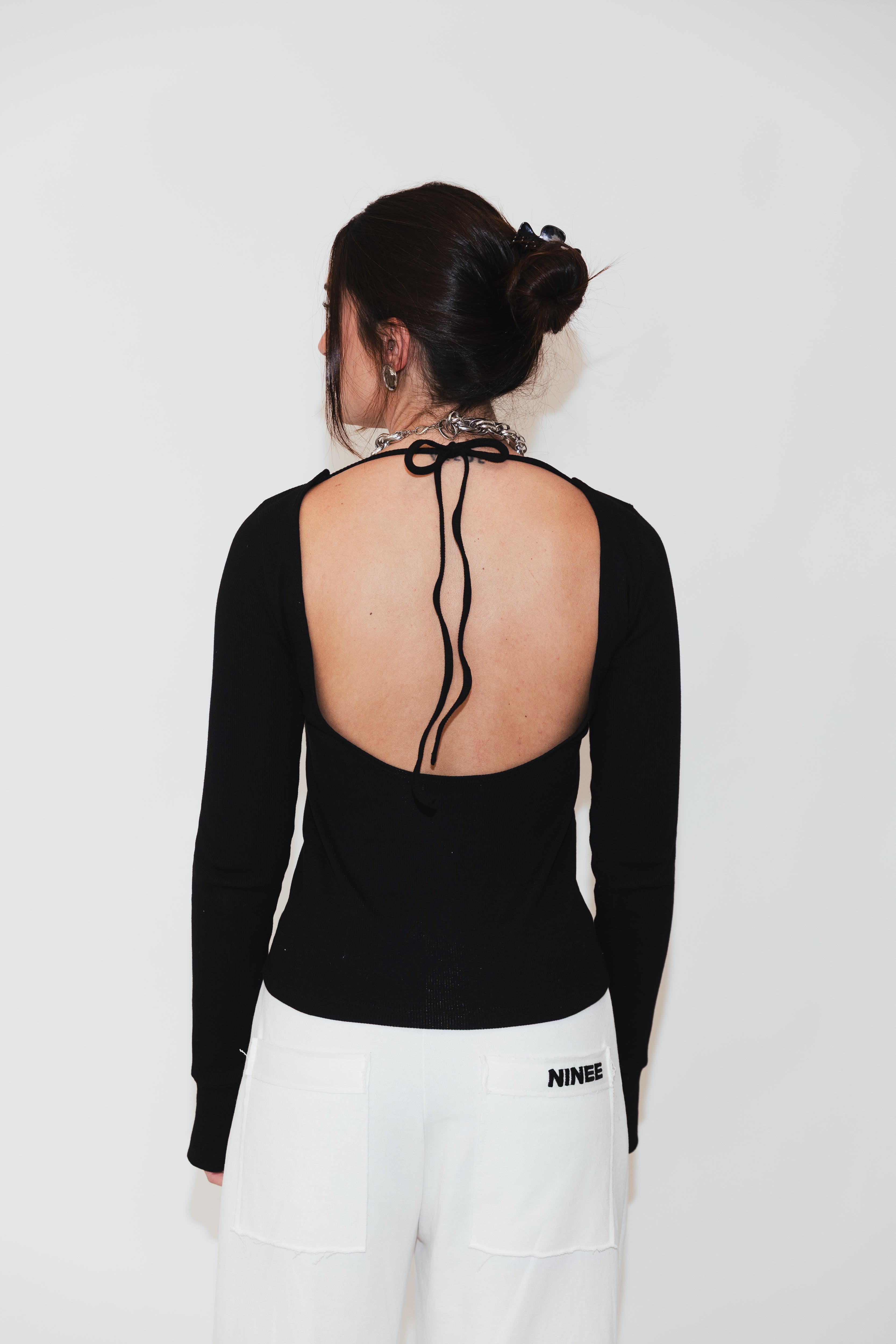Backless Manga Longa